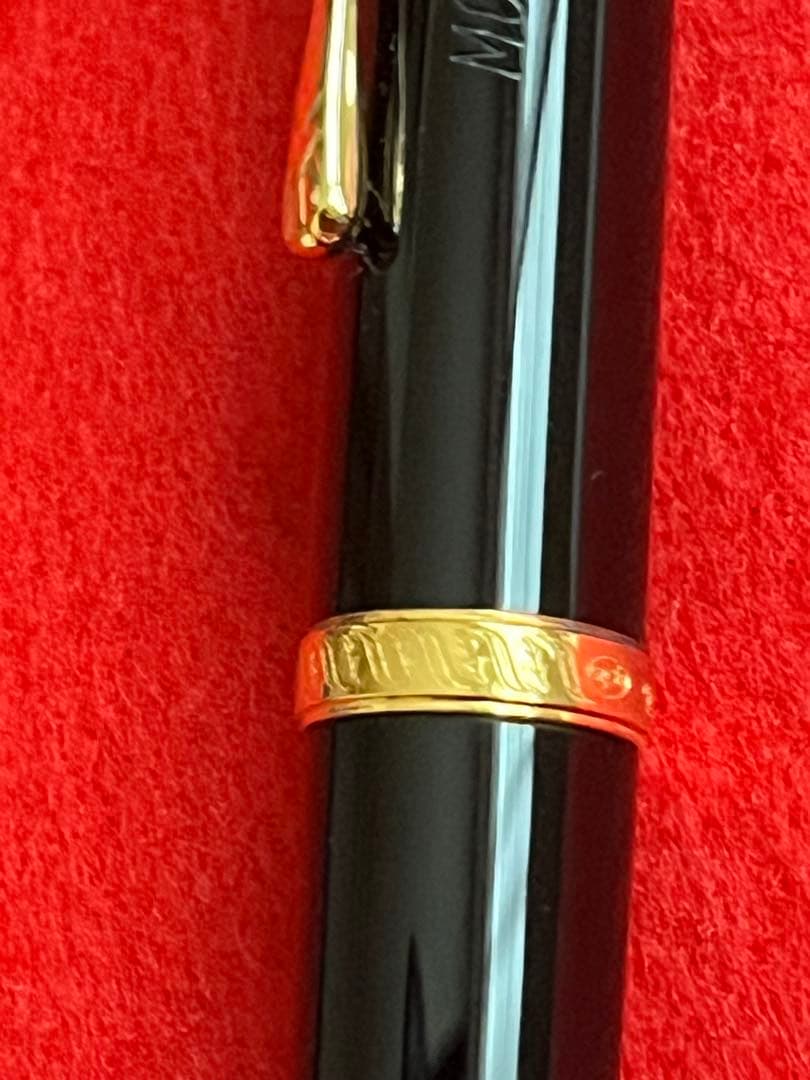 モンブランボールペン 作家シリーズ 1995年ボルテール❗️入手困難