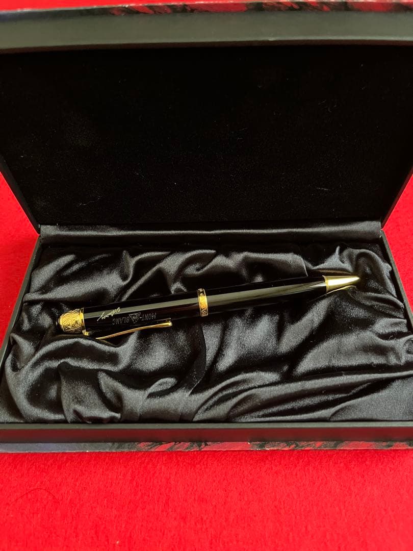 モンブランボールペン 作家シリーズ 1995年ボルテール❗️入手困難