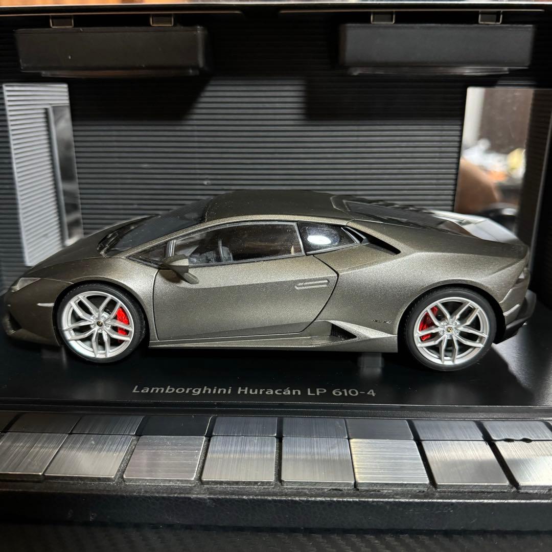 未展示品 オートアート 1/18 ランボルギーニウラカンLP610-4