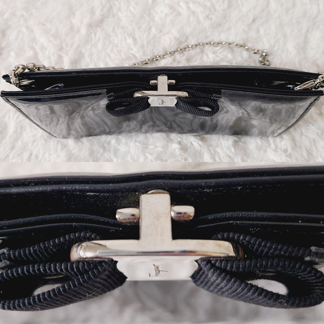 フェラガモ　ヴァラリボン　チェーンショルダーバッグ　2way パテントレザー　黒