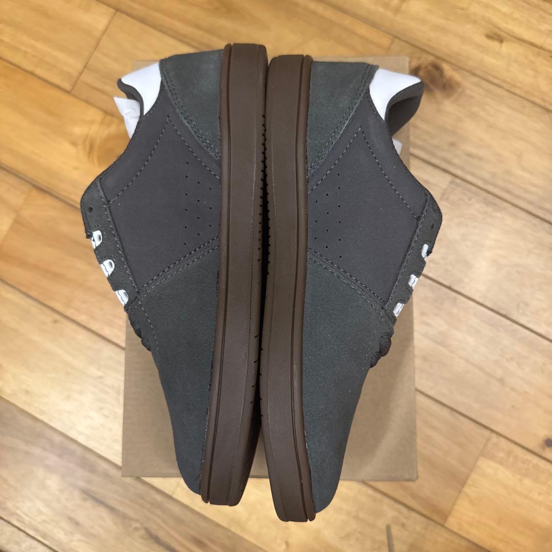 エトニーズ　JOSLIN グレー 24センチ