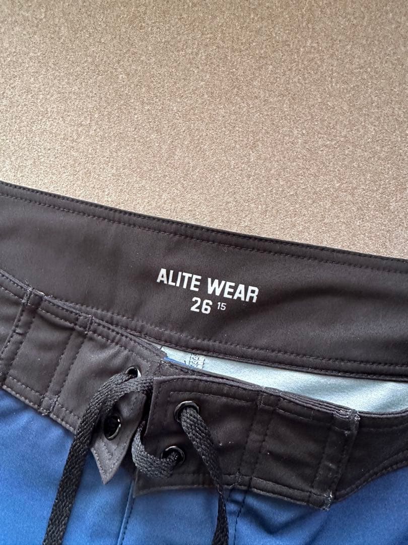 ALITE WEAR 水着 グラデーションブルー 26