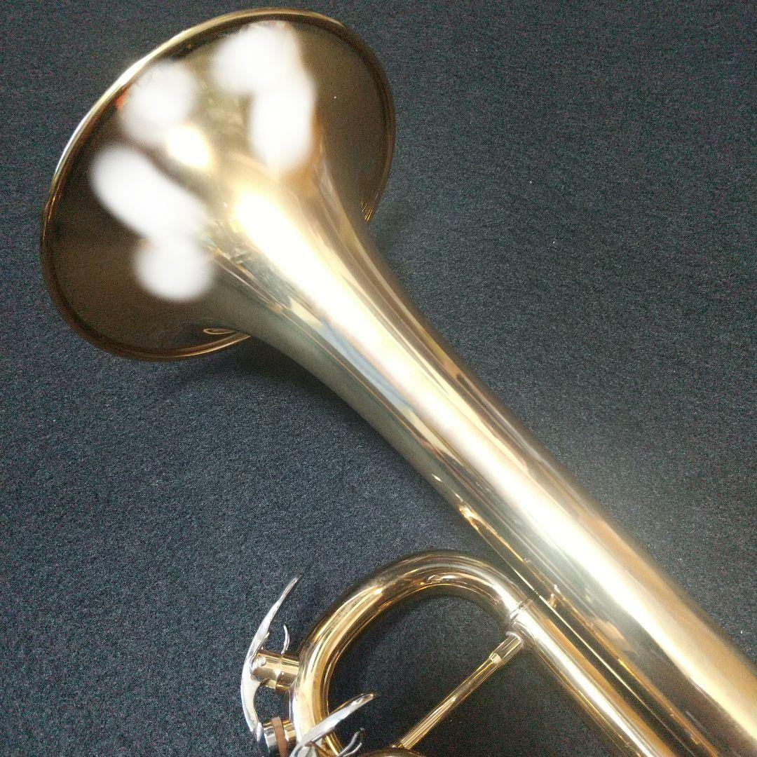 FESTI「フェスティ」トランペット。ゴールドラッカー仕上げ。美品
