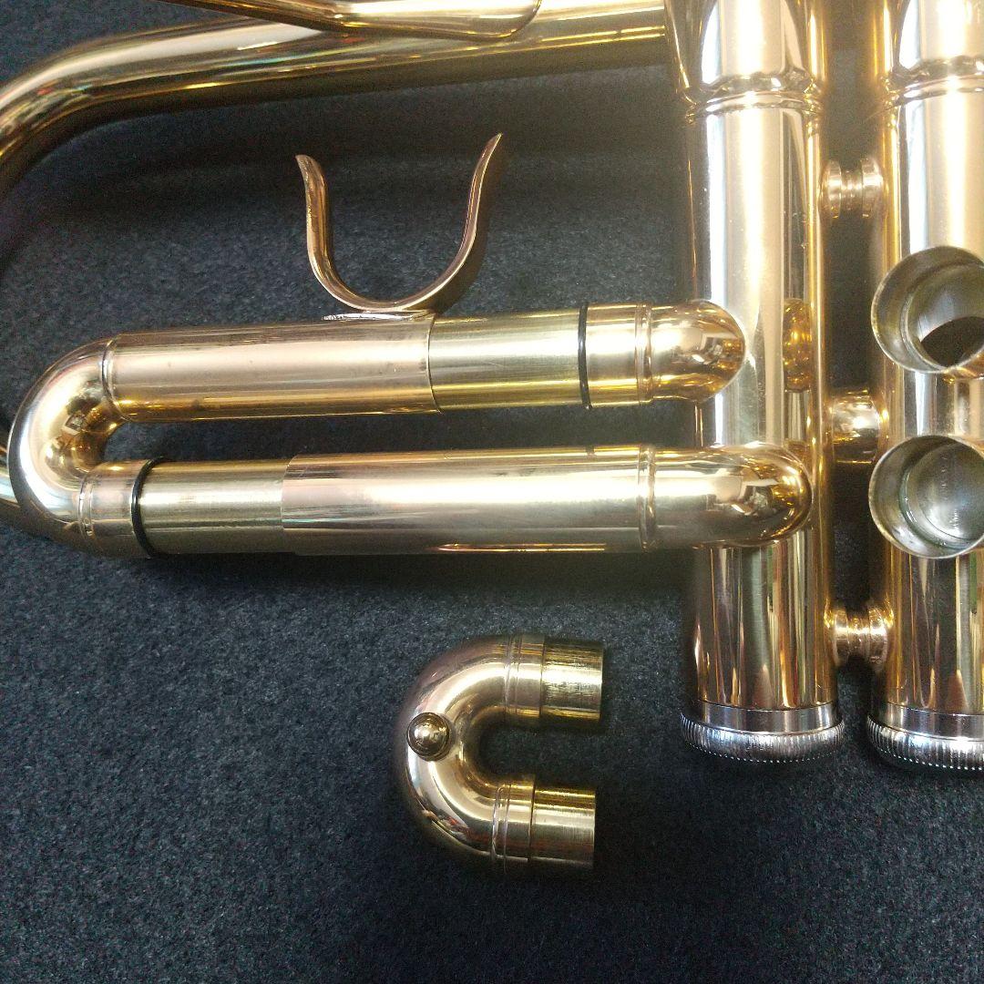 FESTI「フェスティ」トランペット。ゴールドラッカー仕上げ。美品