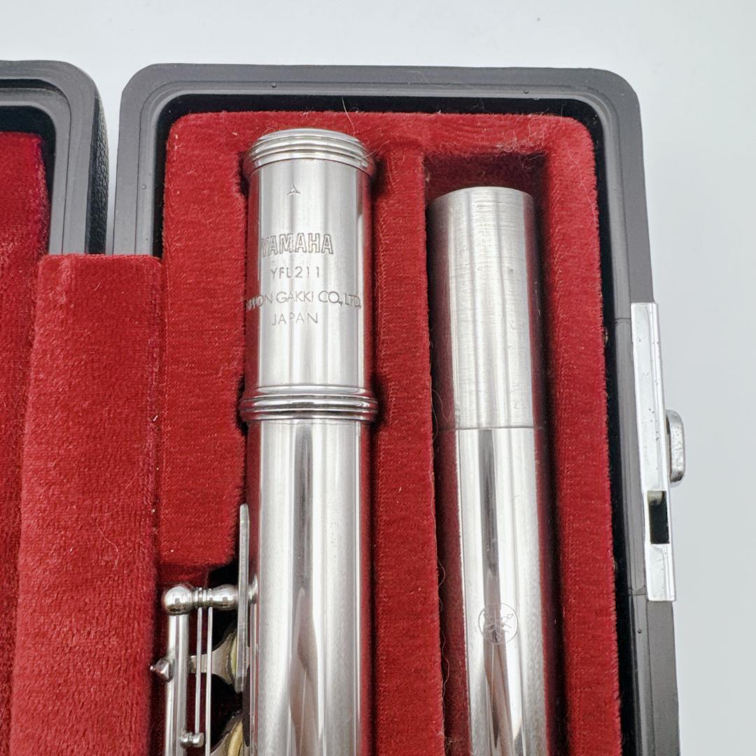 【美品】 YAMAHA YFL-211 Eメカ フルート ハードケース