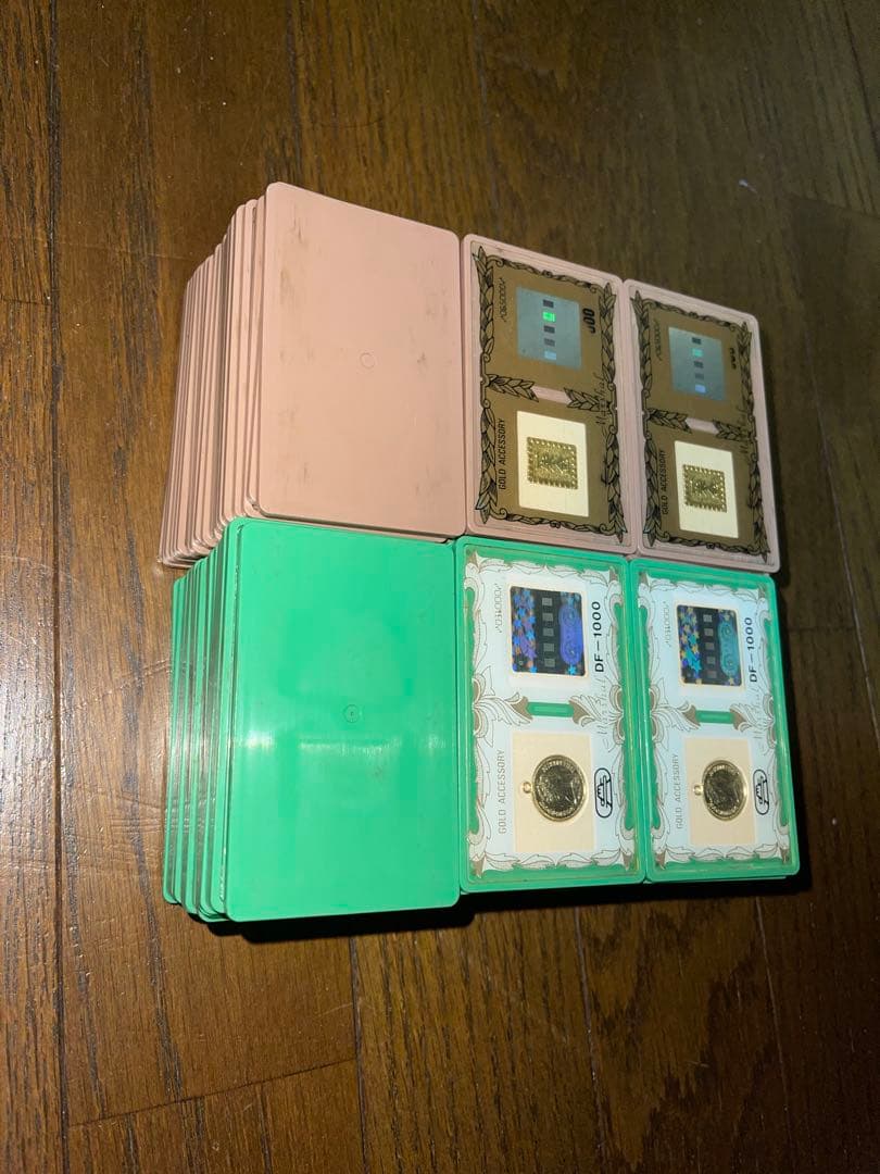 レア パチンコ特殊景品廃盤品2種合計 120枚 コレクション用 - メルカリ