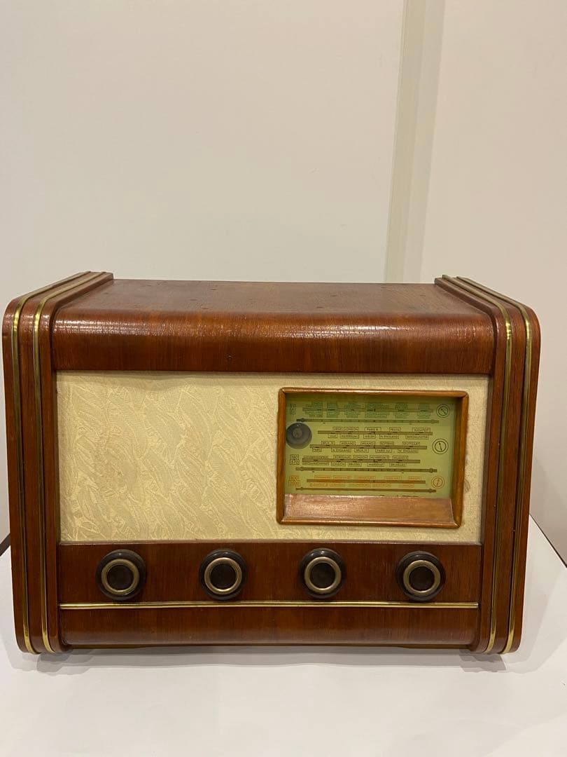 アンティーク真空管ラジオ