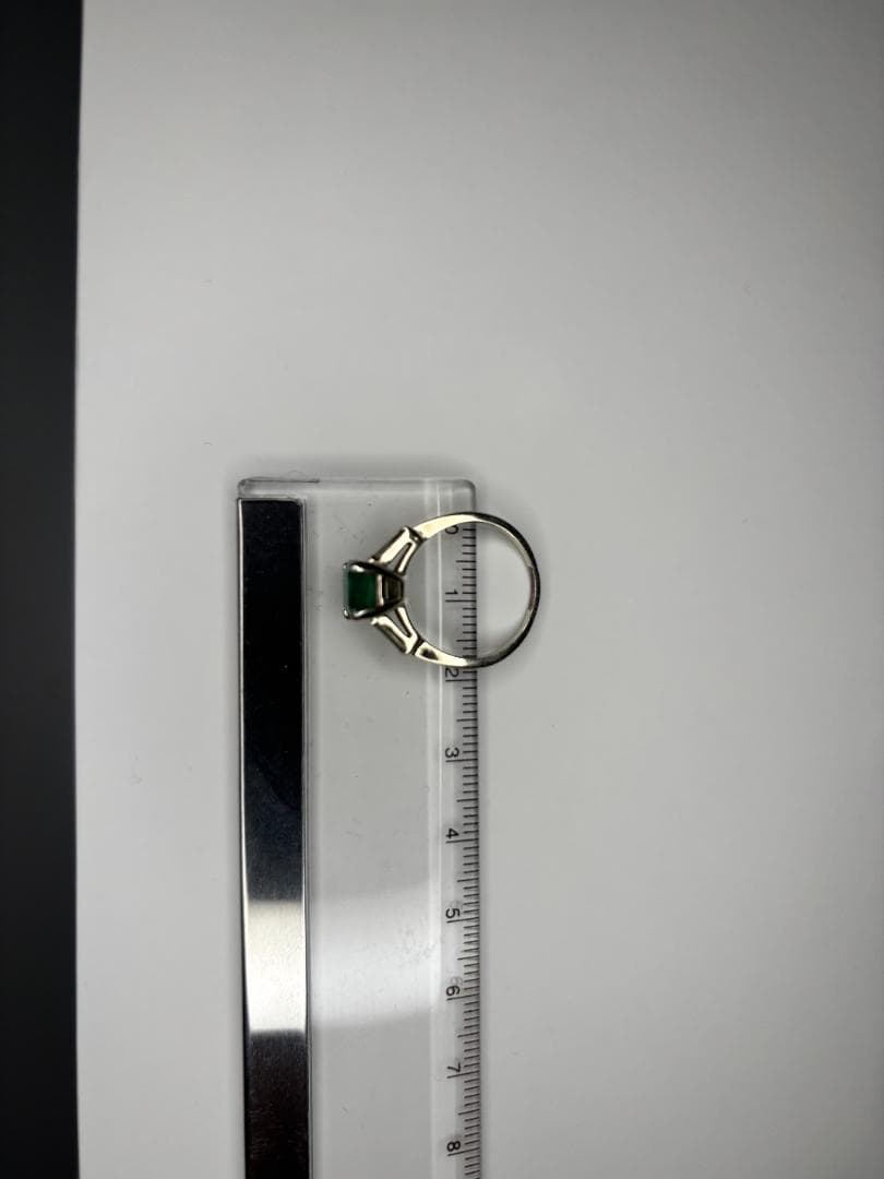 【CGL鑑別書付】天然エメラルドリング　エメラルドカット 約7.8mm