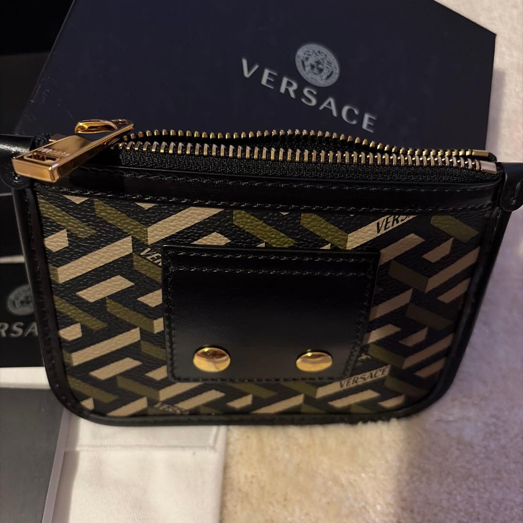 【箱付き新品未使用品】ギフトにVersaceヴェルサーチ ケース