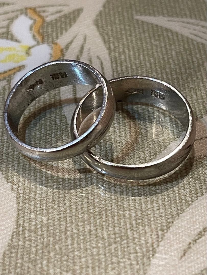 和アンティーク 大正～昭和初期 希少 純銀 リング 和彫り 金彩 菊