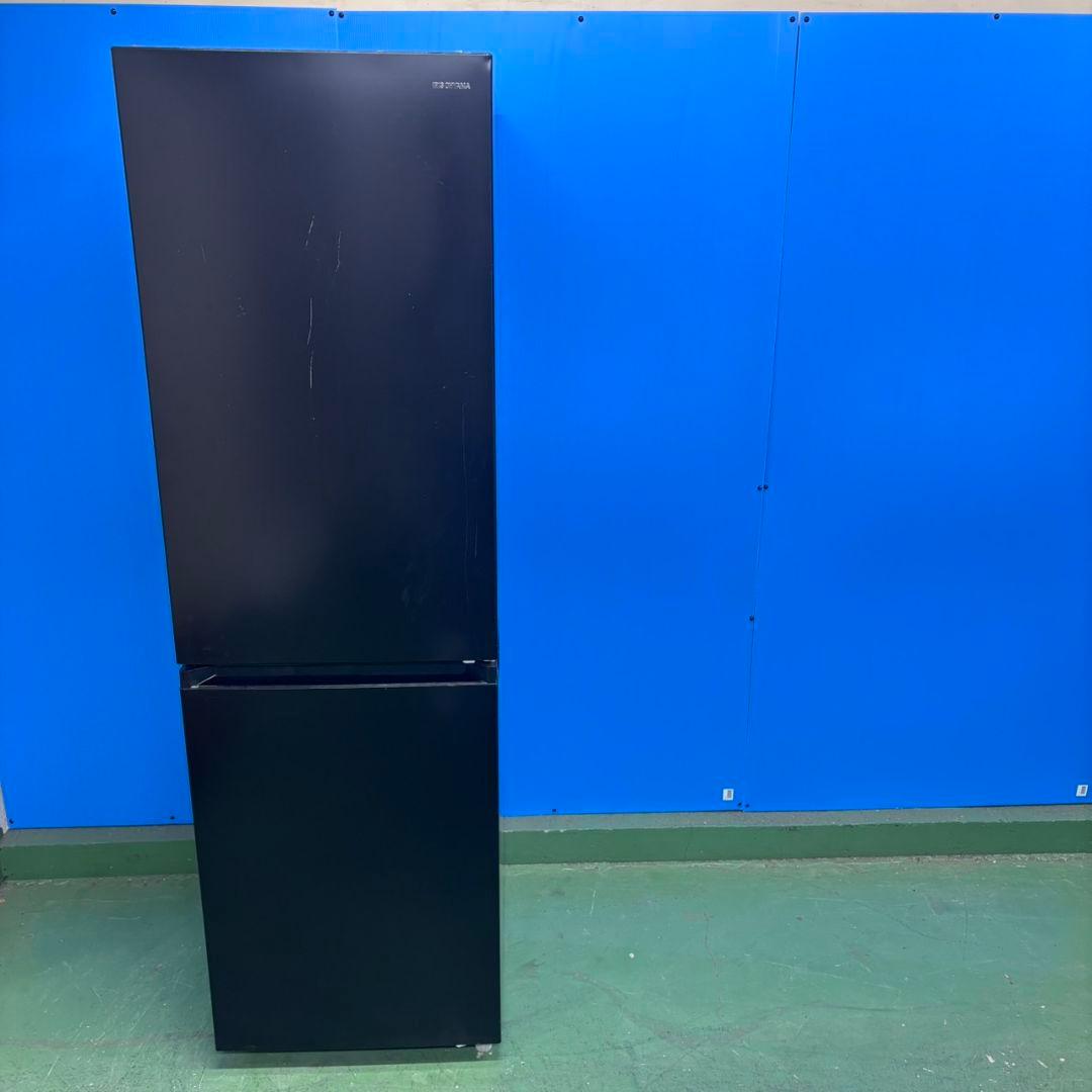 663 ブラックカラー 極美品 冷蔵庫 小型 大型 200L〜300L 半年保証