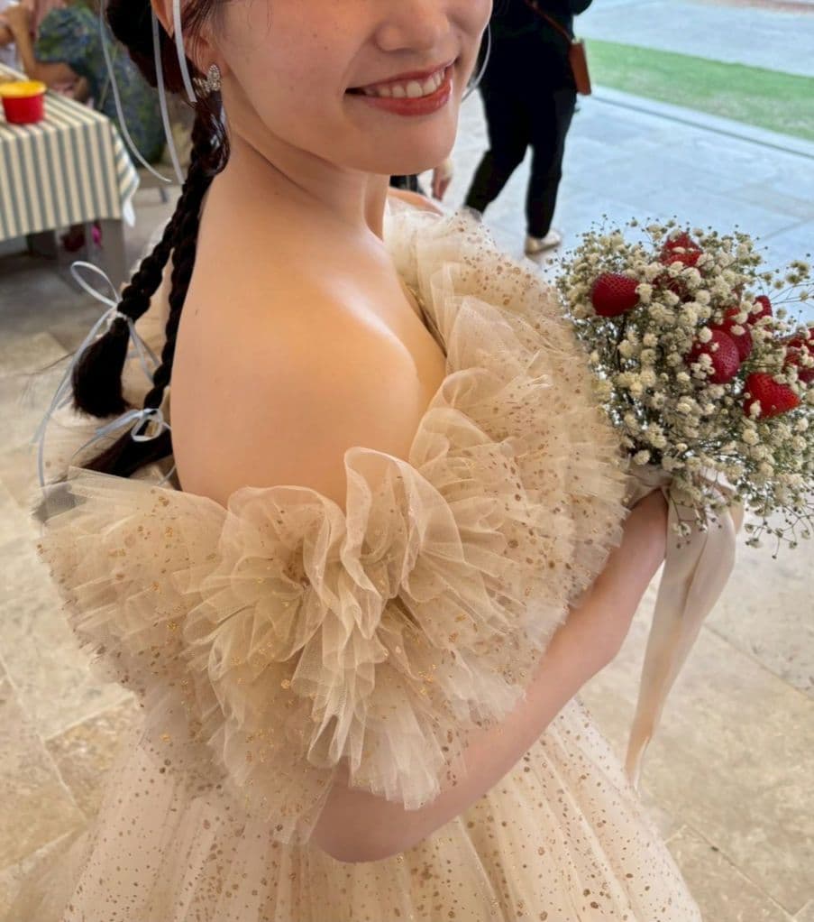 kano　キヨコハタ風　オフショルダー グリッタ