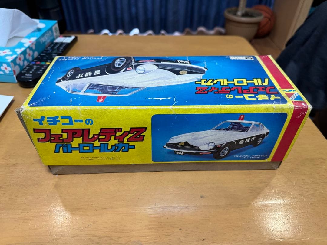 イチコー　フェアレディZ パトカーブリキ