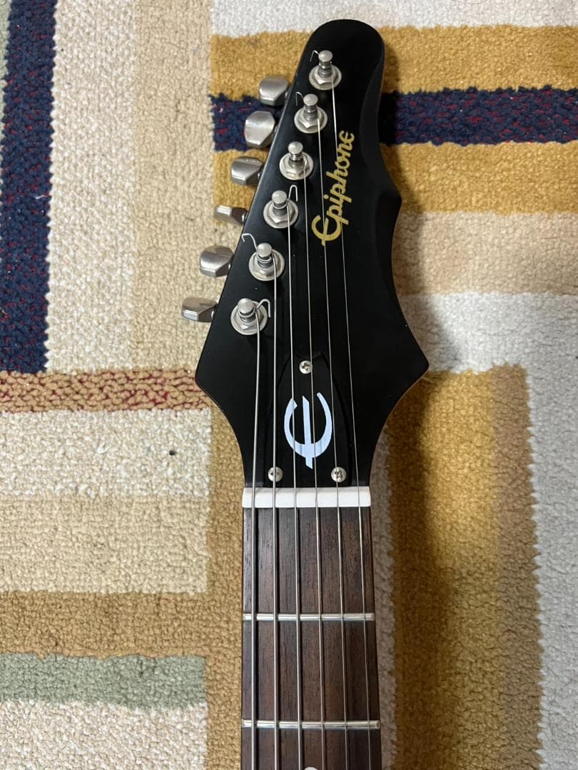 Epiphone Wilshire チェリーレッド【アーム付き・美品】 - メルカリ