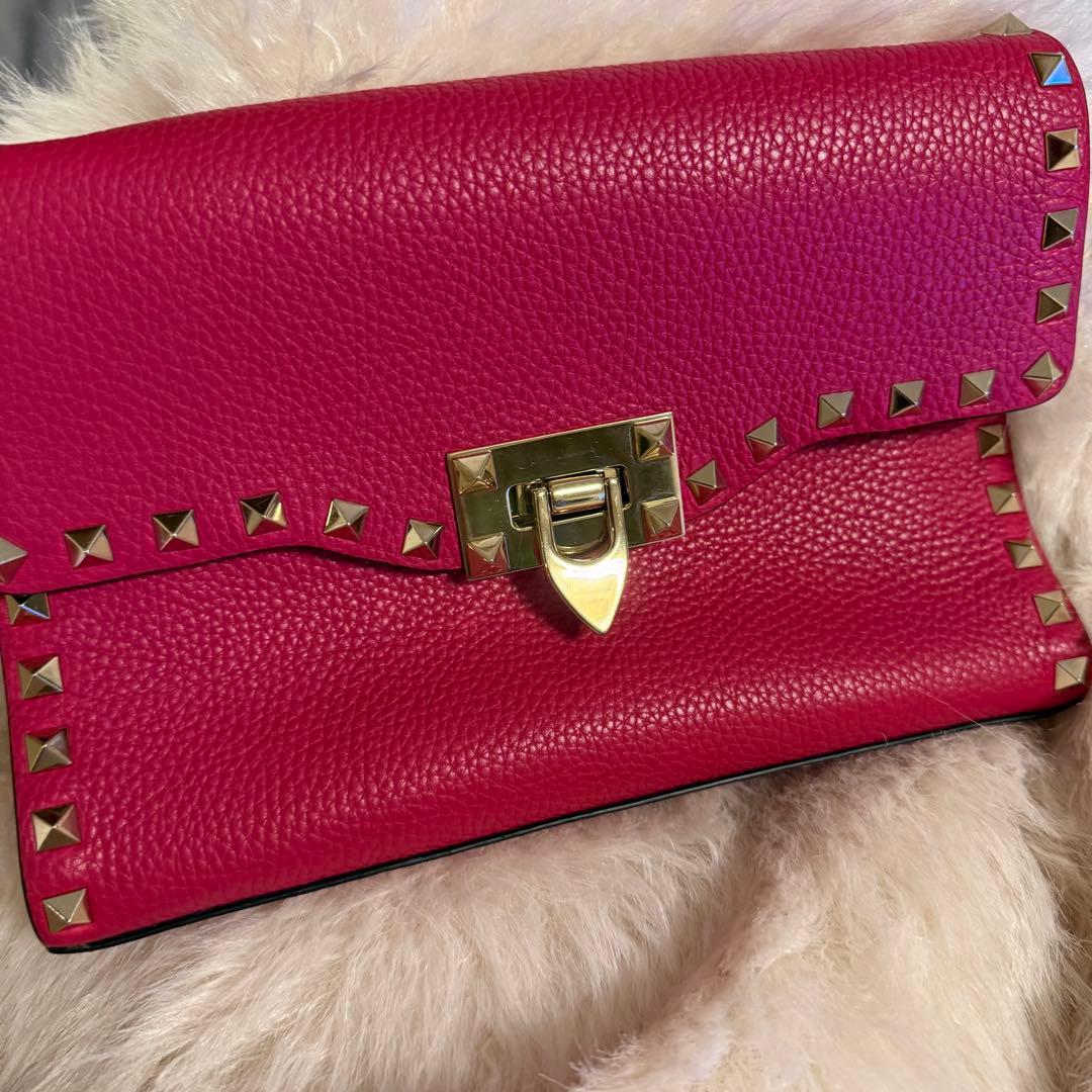 VALENTINO ピンク ガラヴァーニ ロックスタッズ ショルダーバッグ