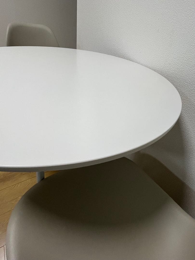 【4/6まで¥3,000引き】LOWYA 丸テーブル　椅子セット