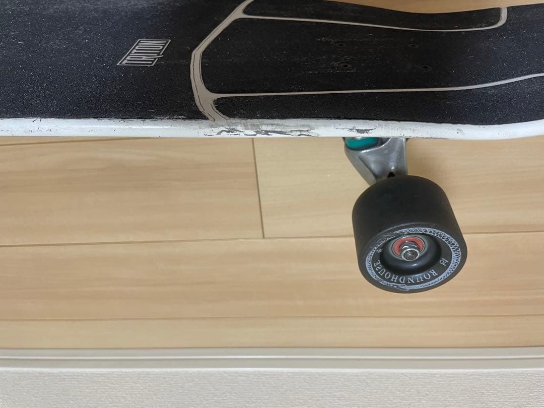 ◆CARVER Triton スケートボード　32.5インチ　シリアルプレート付