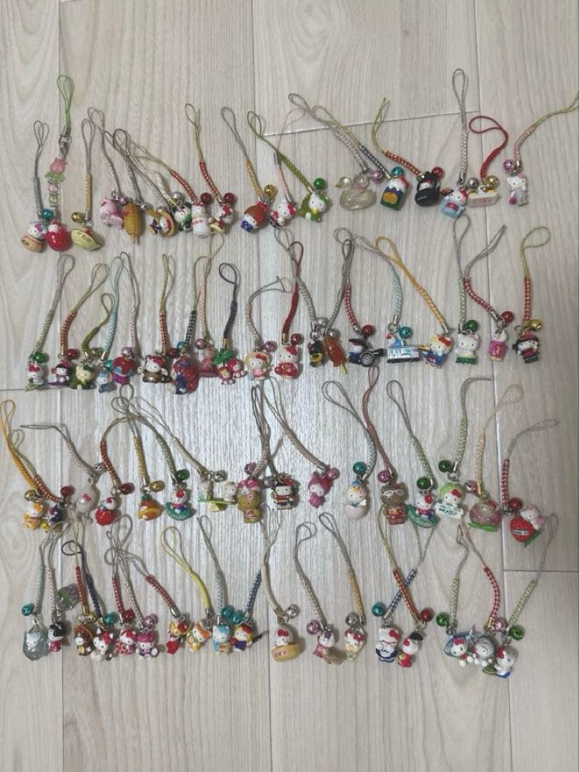 ご当地キティ 237個 まとめ売り