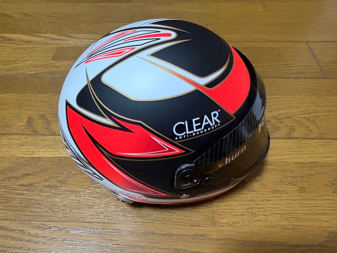 キミ・ライコネン　1/2 ヘルメット