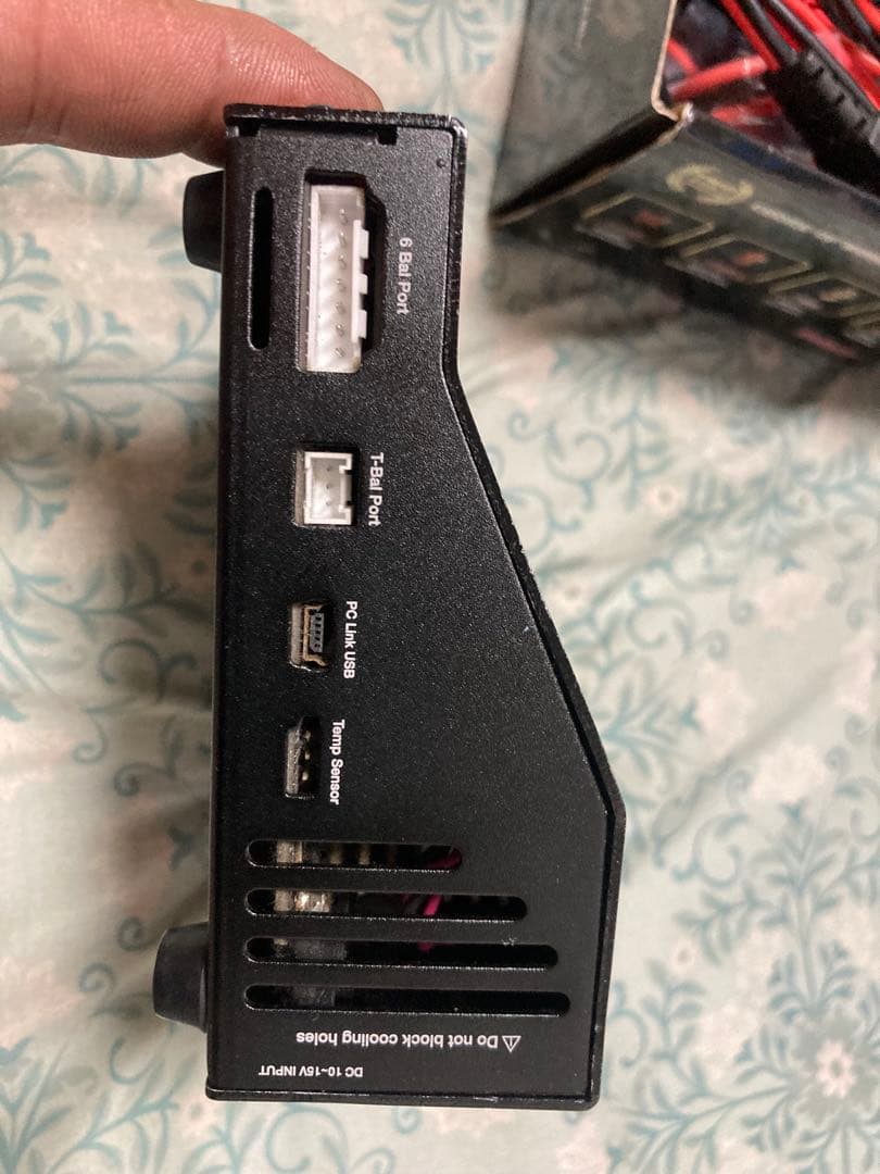 マッチモア　最上級充放電器 ダブルアクセル　同時に2本充放電