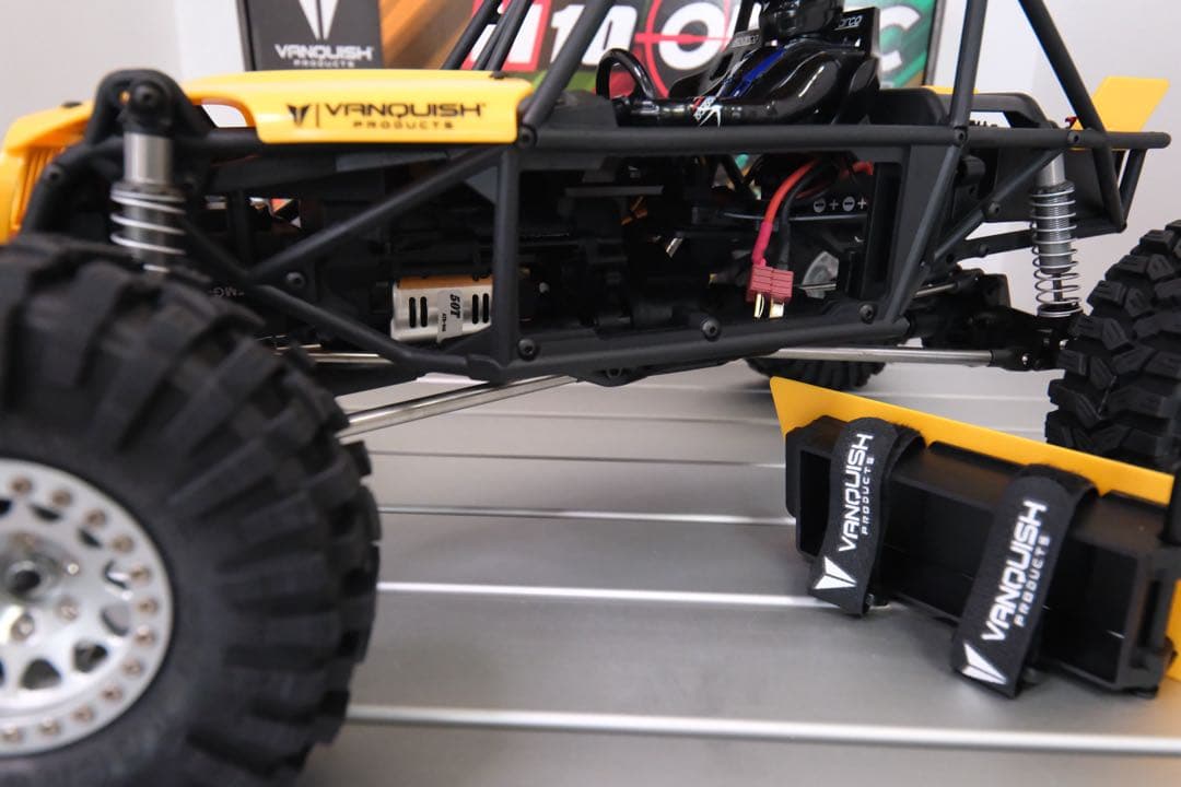 VANQUISH H10 ロッククローラー 完成品