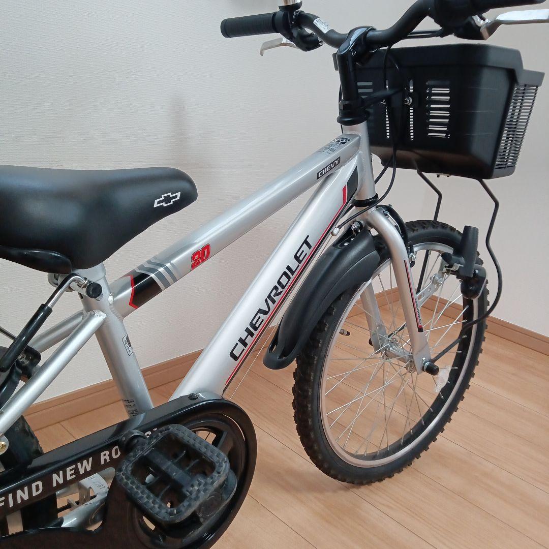 綺麗です。シボレーCHEVROLET キッズ自転車 シルバー20インチ