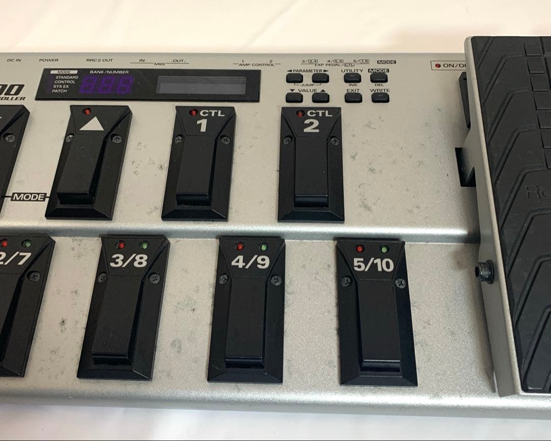 ROLAND FC-300 MIDIフットコントローラー