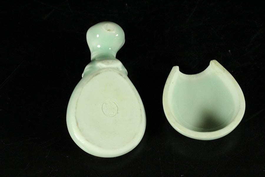 諏訪蘇山作 青磁 砂金袋 香合 共箱(K-BB522) - メルカリ