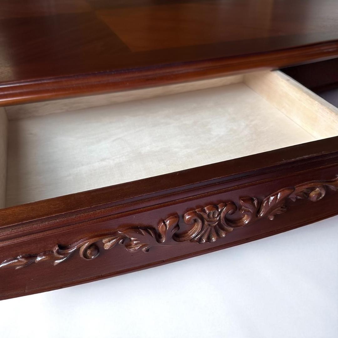 かめちゃん　ダイニングテーブル　猫脚　天然木マホガニー手彫り仕上げ