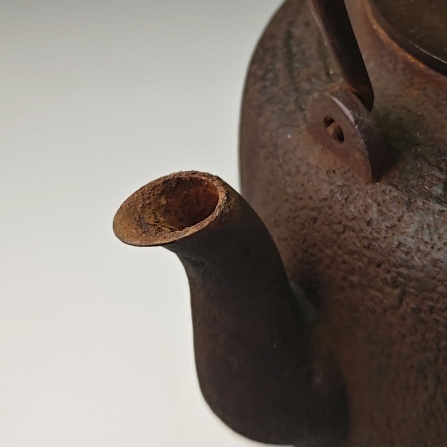 ウ311 鉄瓶『釜師 角谷莎村』『万代屋鉄瓶 共箱』茶道具 急須 - メルカリ