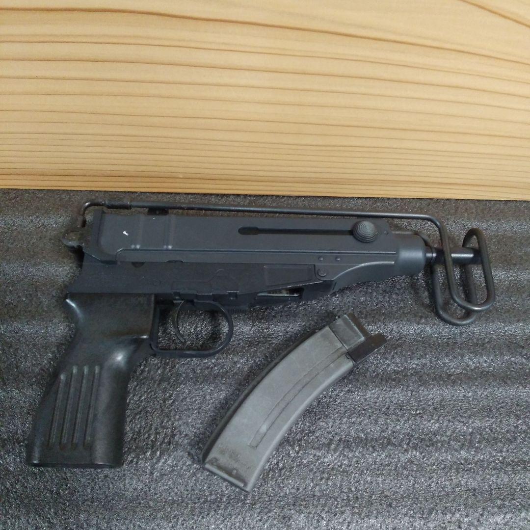 マルゼン　Vz61スコーピオン　ガスブローバックガスガン　本体樹脂製