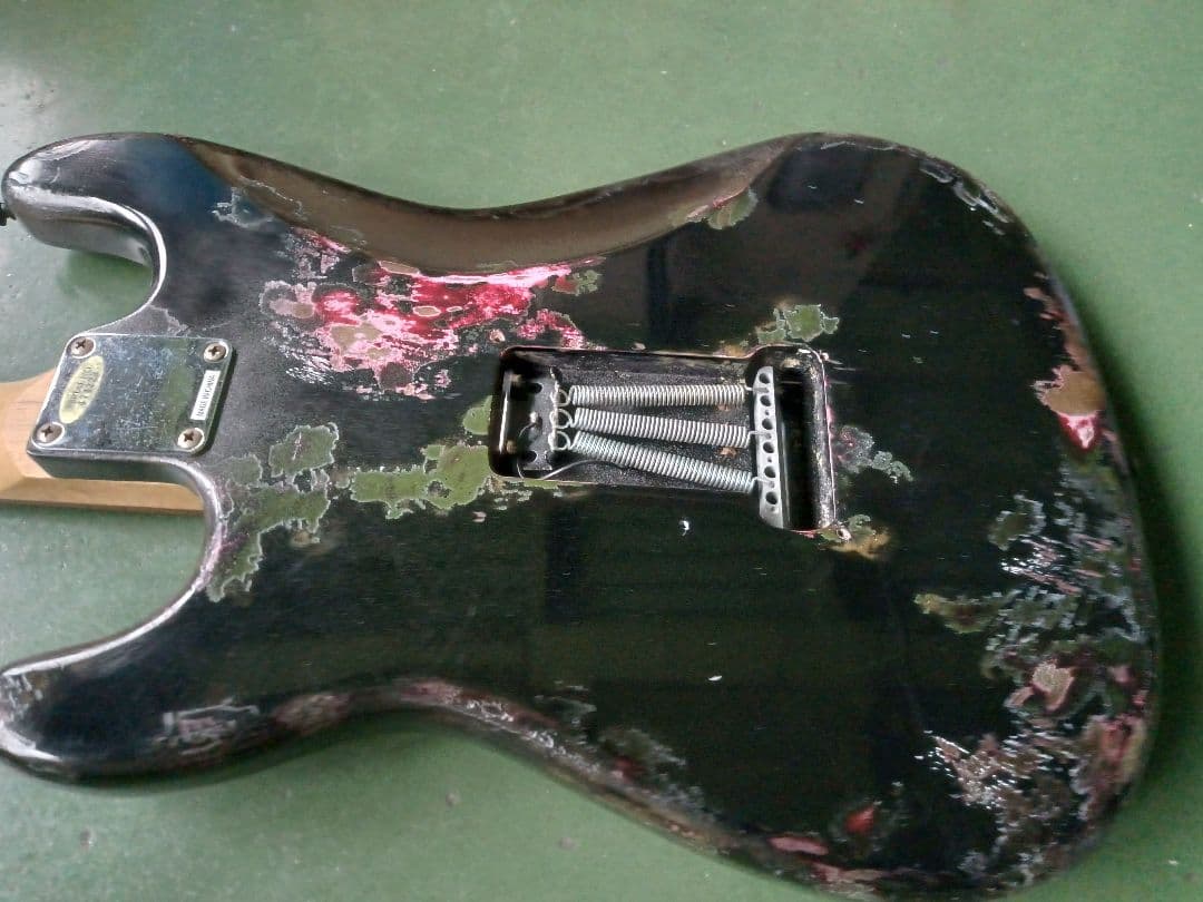 午前10時まで9,000円！ エレキギター　ストラト　ハードレリック