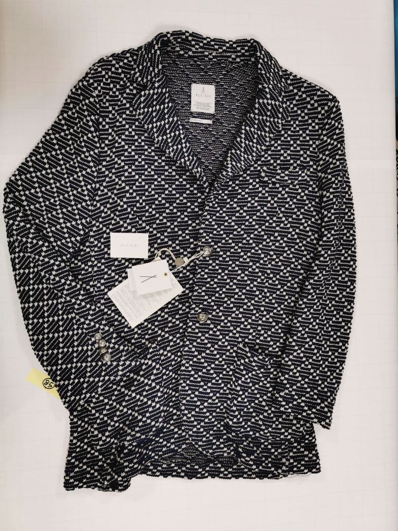 新刊］［初版］［豪華本］真味不唯淡 神田裕行 2025年