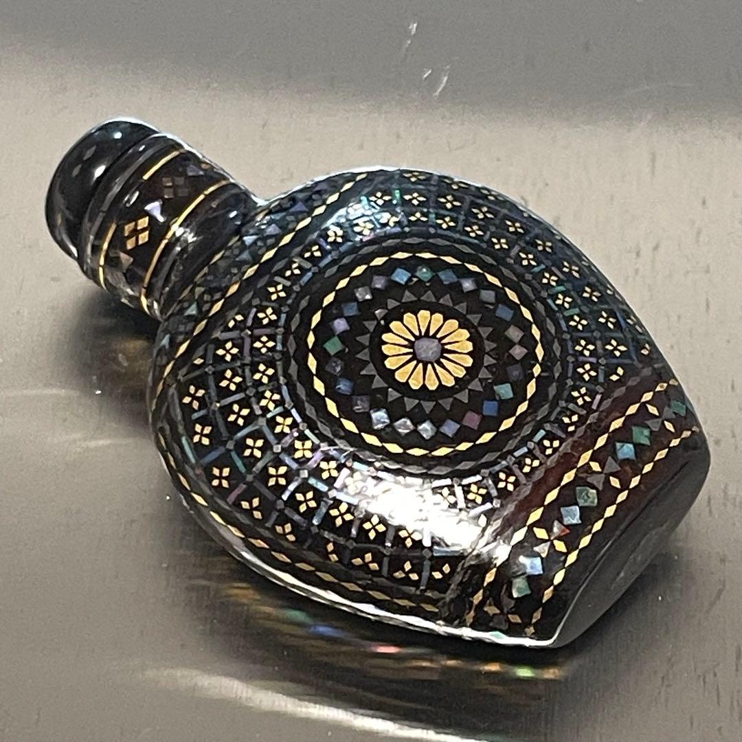 中国骨董 螺鈿鼻煙壺 漆 嗅ぎ煙草入れ アンティーク - メルカリ