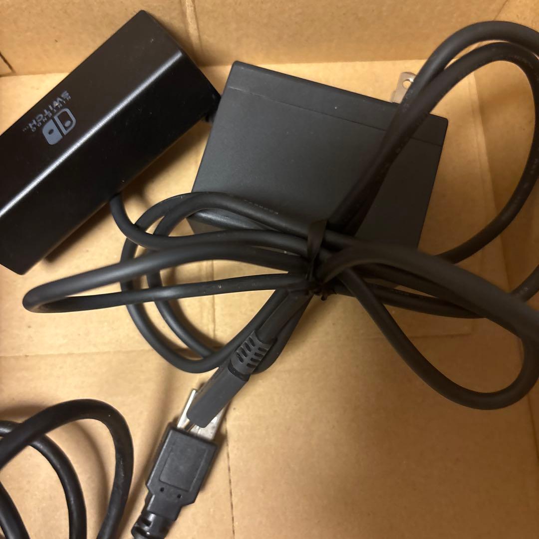 ニンテンドーSwitch 本体　バッテリー強化版　Joy-Con無し　動作◯