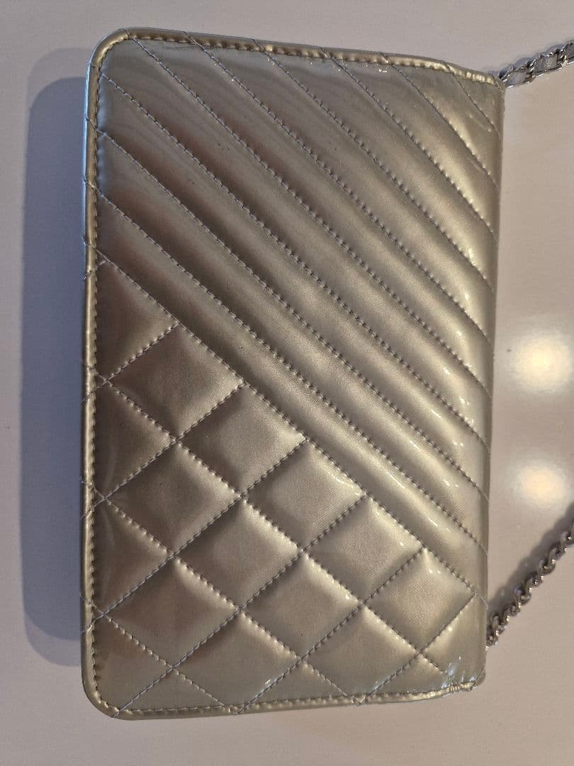 パリ本店限定モデル CHANEL キルティング お財布 ショルダーバッグ