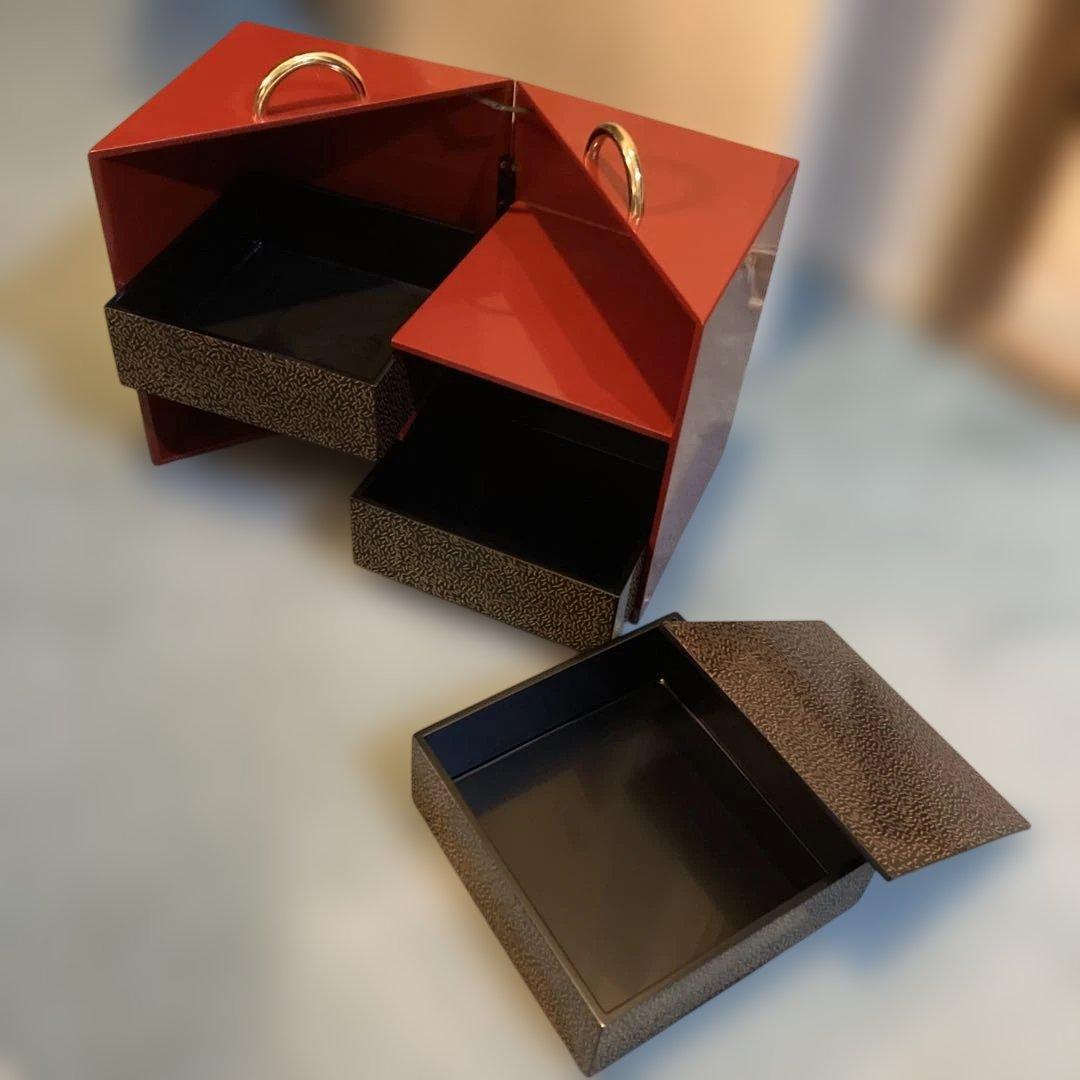 コシノヒロコ 重箱セット　おかもち　3段重　持ち手金　マルチケース　（01）