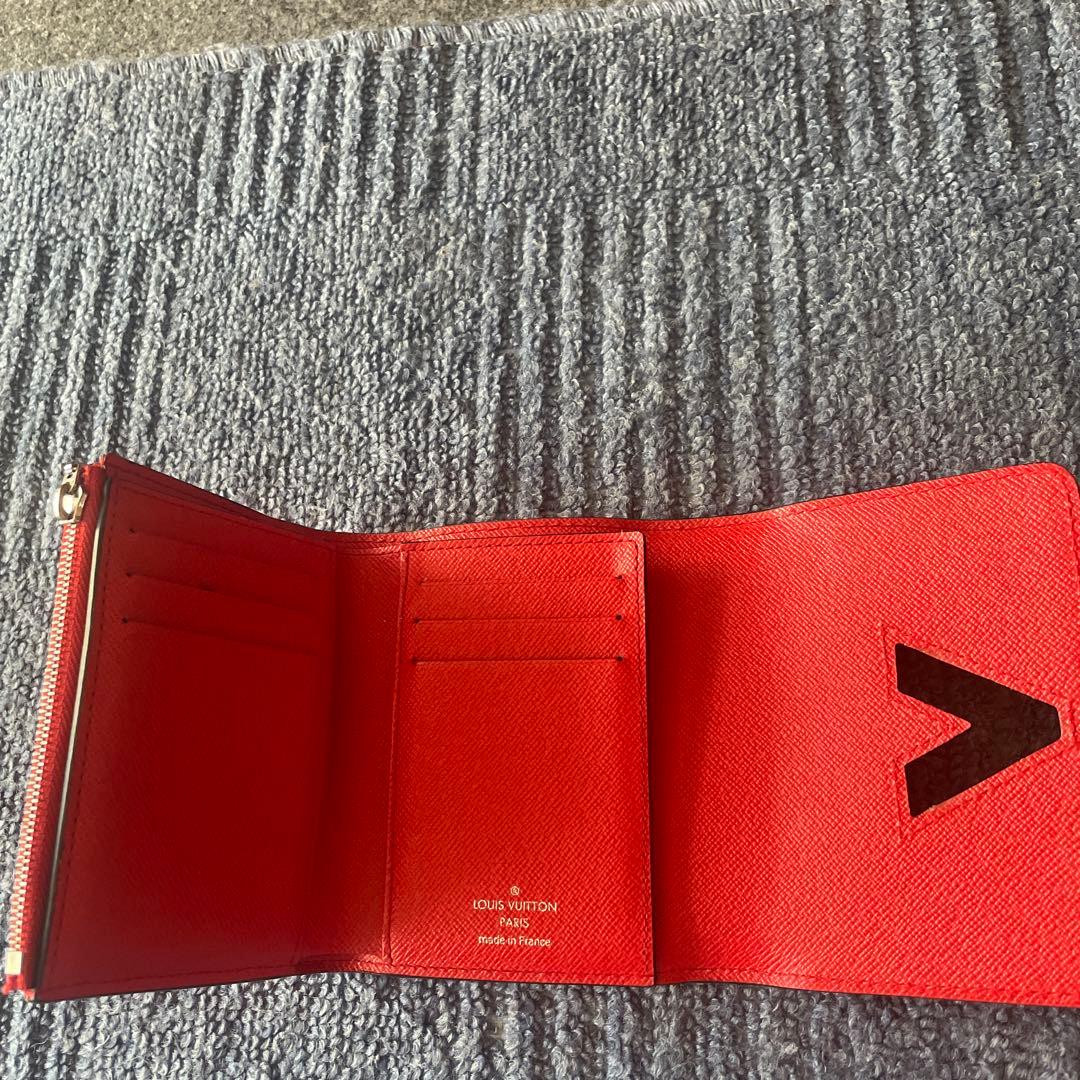 LV エピレザー 三つ折り財布 レッド