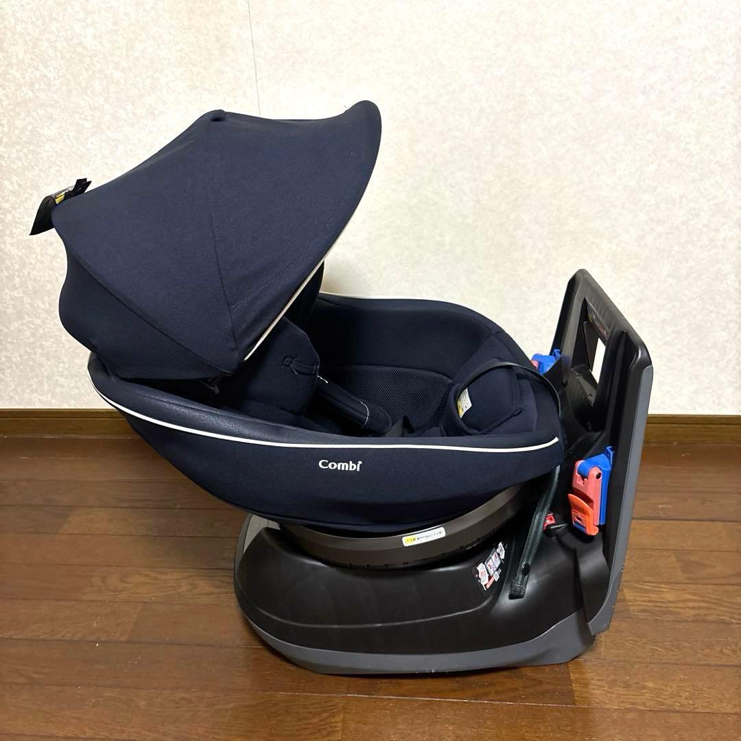 【美品】Combi クルムーヴスマート JJ-550 シートベルト固定 ネイビー