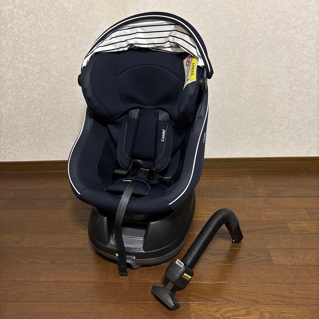 【美品】Combi クルムーヴスマート JJ-550 シートベルト固定 ネイビー