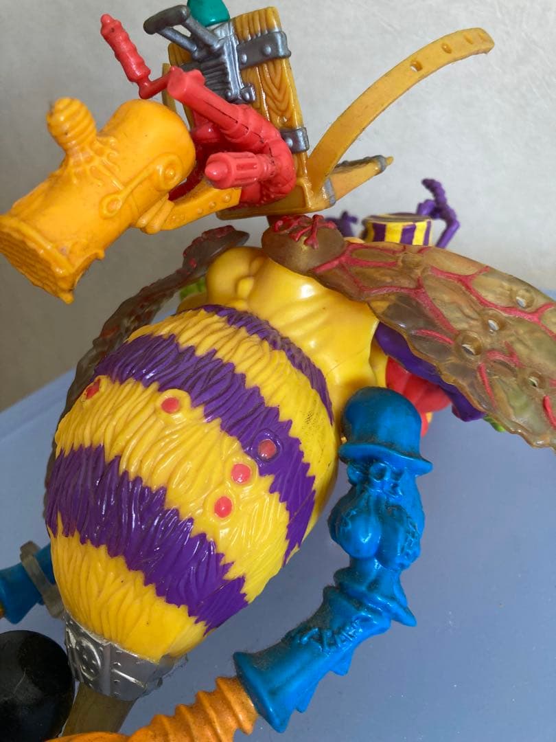 TMNTミュータントタートルズ フィギュア　2点セット。