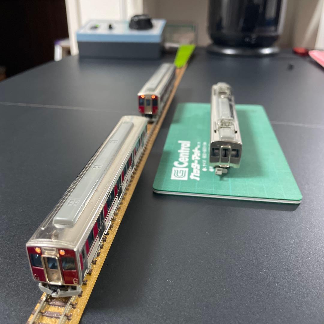 エンドウ 近鉄3000系ステンレスカ-3両ヘッドライト点灯[金属製美品]