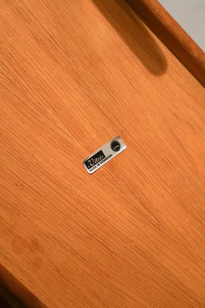 モブラー社製 北欧ヴィンテージ オークサイドテーブル アイヴァン・A