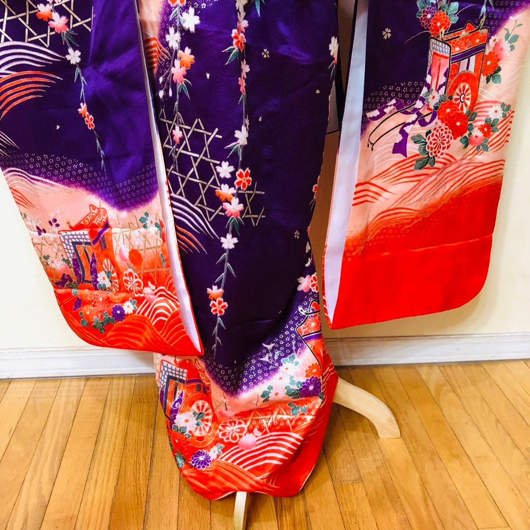七五三七歳‼正絹豪華紫に裾赤地煌びやか❤️御所車金彩ラメ箔❤️完全フルセット