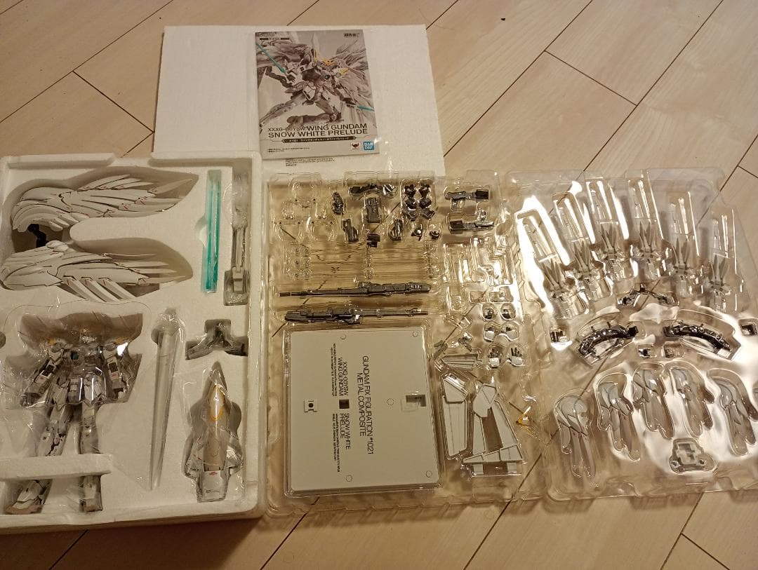 メタルコンポジット　ウイングガンダムスノーホワイトプレリュード