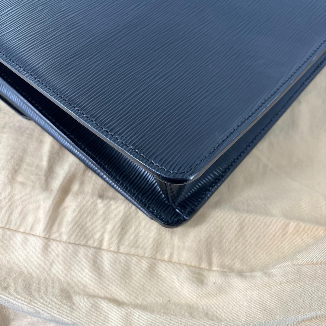 新品同様 ルイヴィトン エピ ラギート M54552 レザー ビジネス バッグ