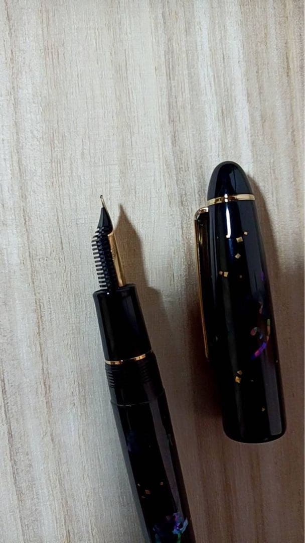 絶品】中尊寺 万年筆 与楽 螺鈿 中尊寺限定 寶相華文 螺鈿