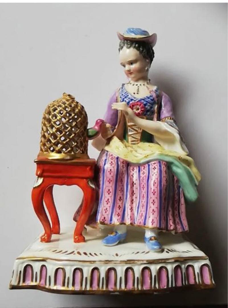 ✤1924年以前マイセン(Meissen)フィギュリン『五感の寓意(触覚)』