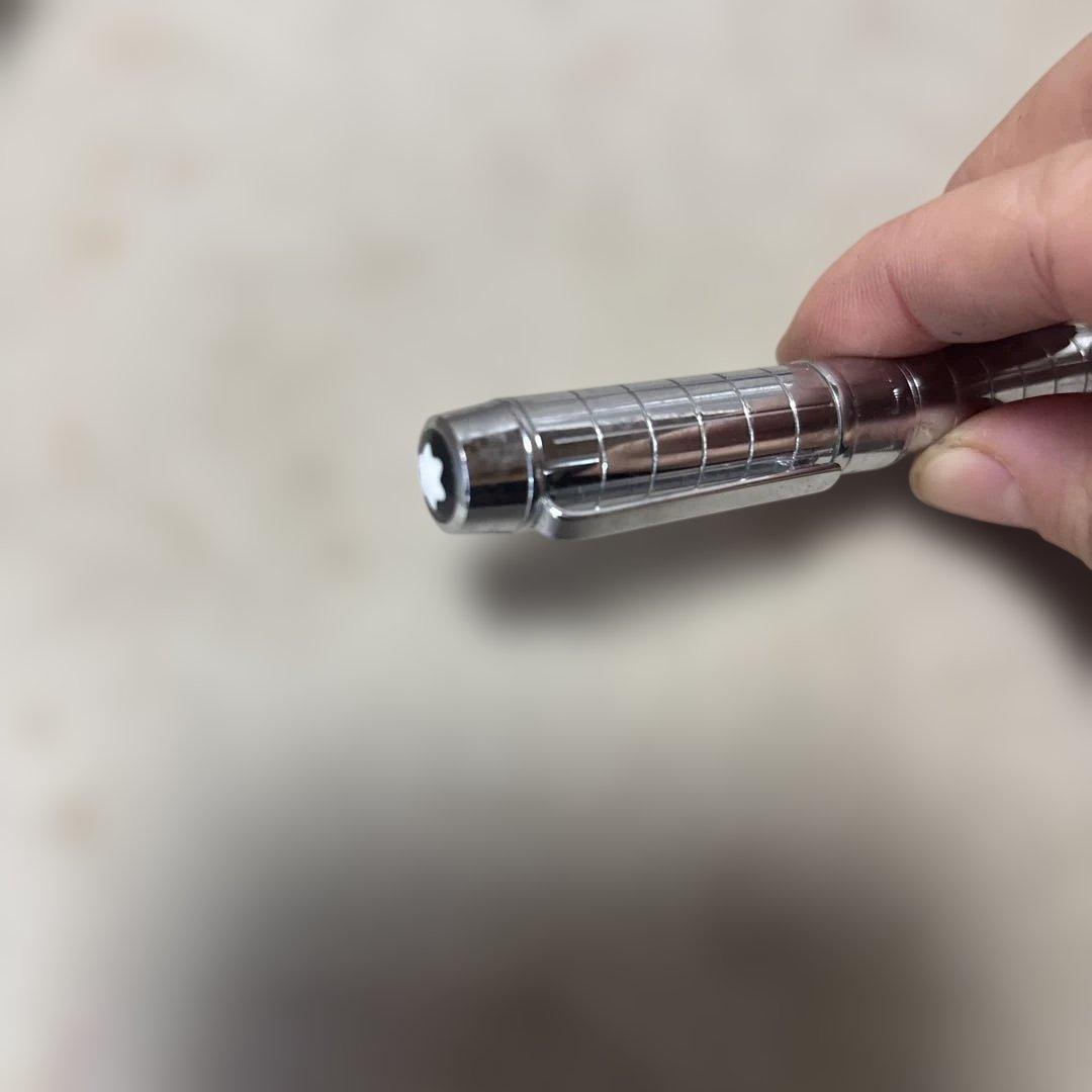 Montblanc モンブランボールペン