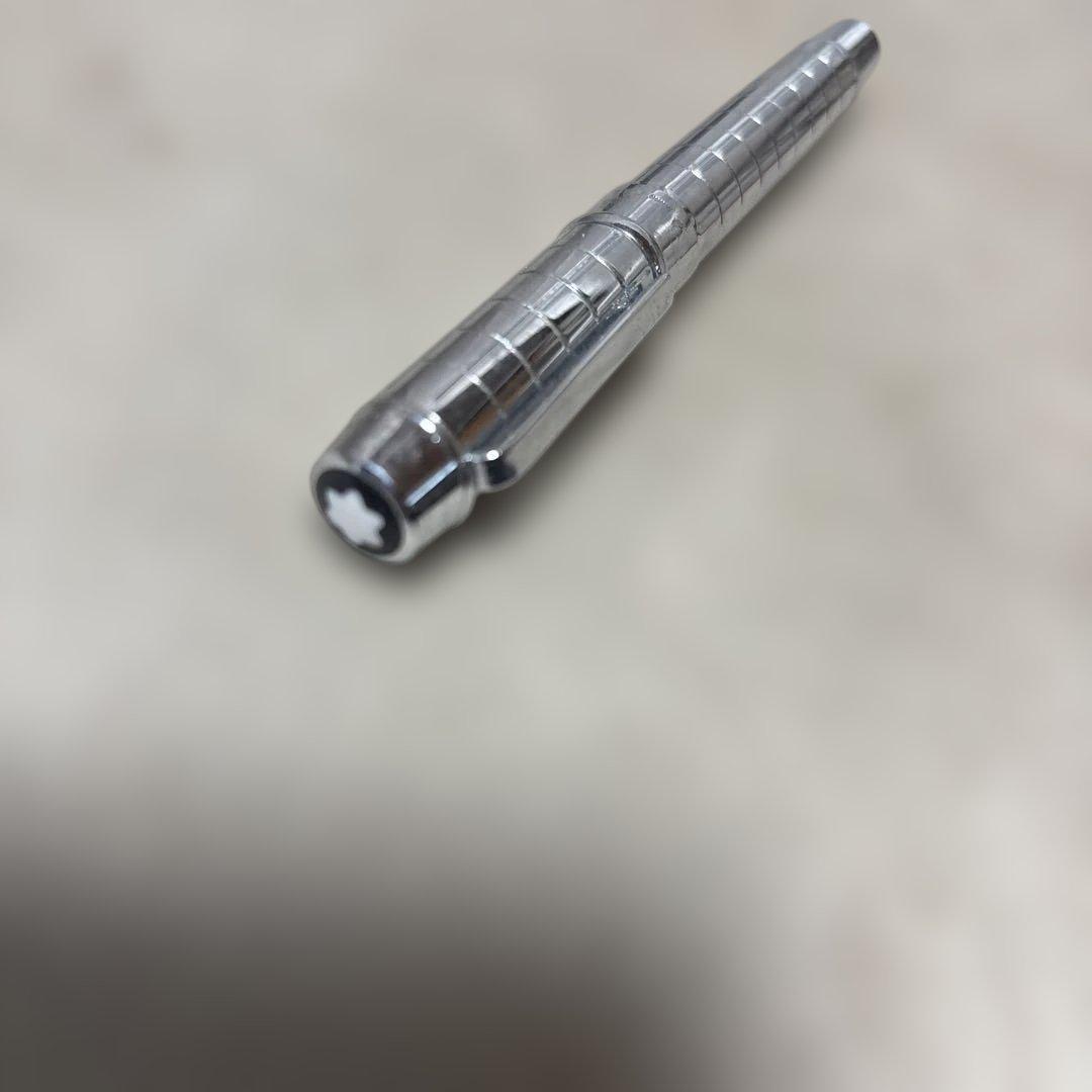 Montblanc モンブランボールペン